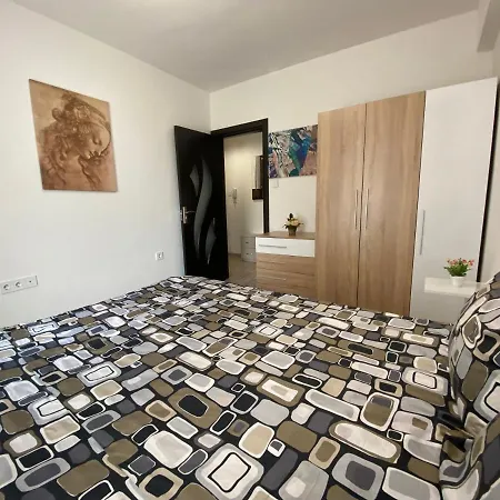 Apartmán Brand New Cozy 1br Flat With Ac & Free Street Parking *